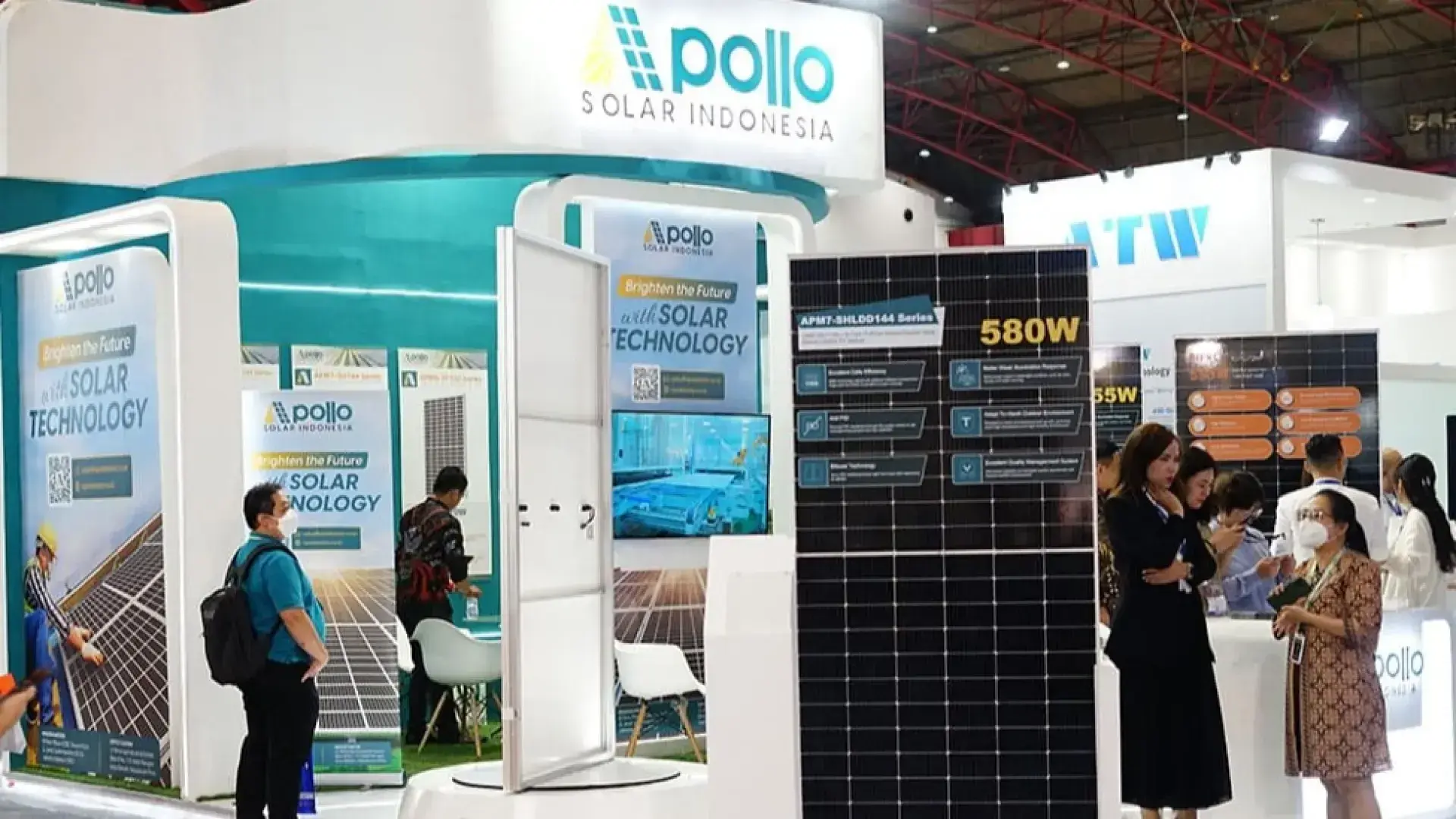 Apollo Solar Indonesia Berpartisipasi dalam Pameran Teknologi Energi Hijau